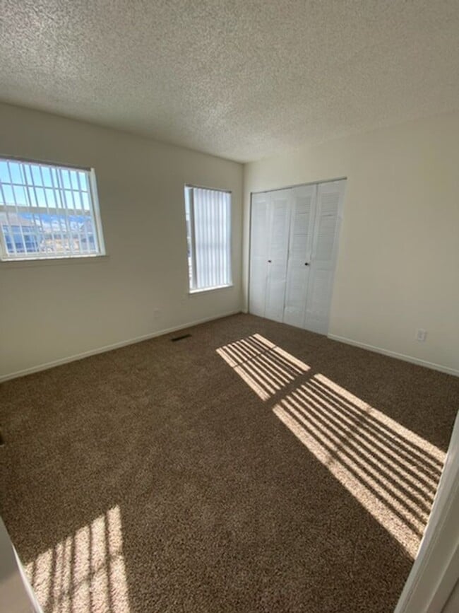 Cottonwood Estates Apartments