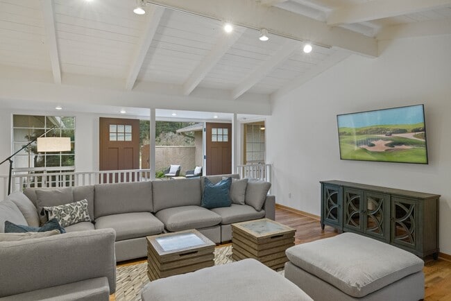 Photo - 93 Boronda Rd