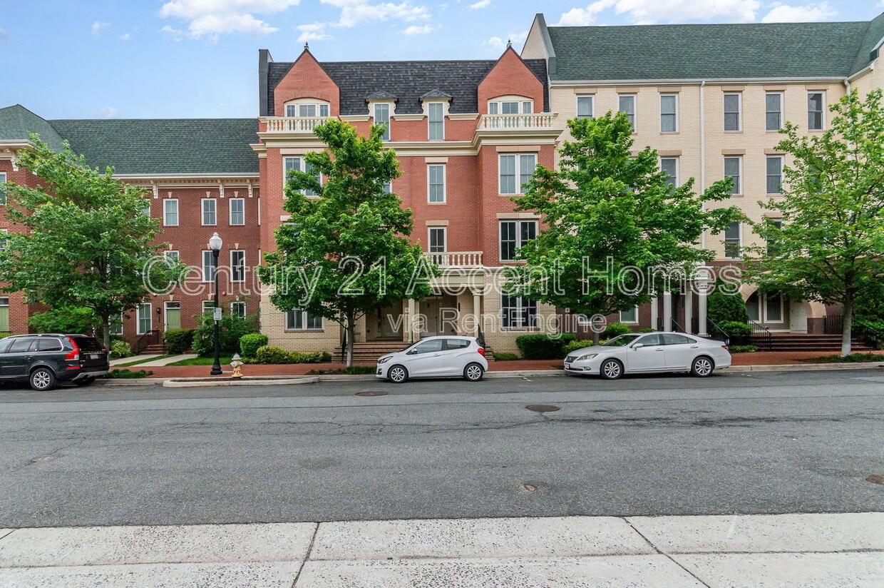 Photo - 2109 Main Line Blvd