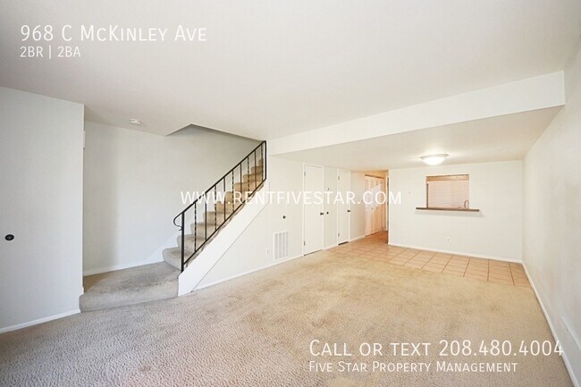 Photo - 968 McKinley Ave