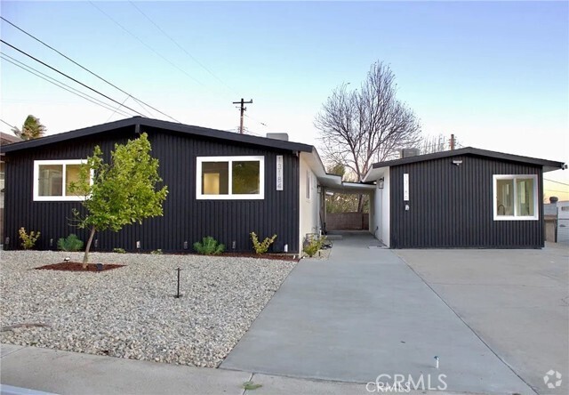 Building Photo - 13186 Herron St Rental