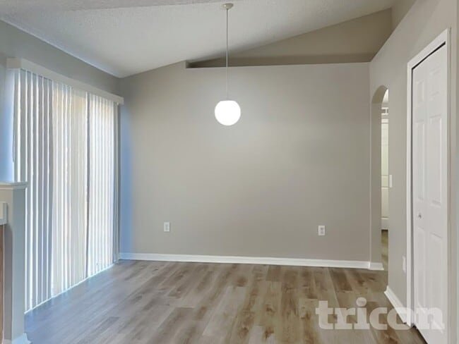 Photo - 5204 Juliet Ct