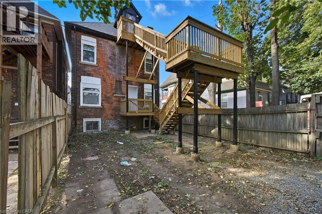 Photo - 30 Stirton St Unit 2
