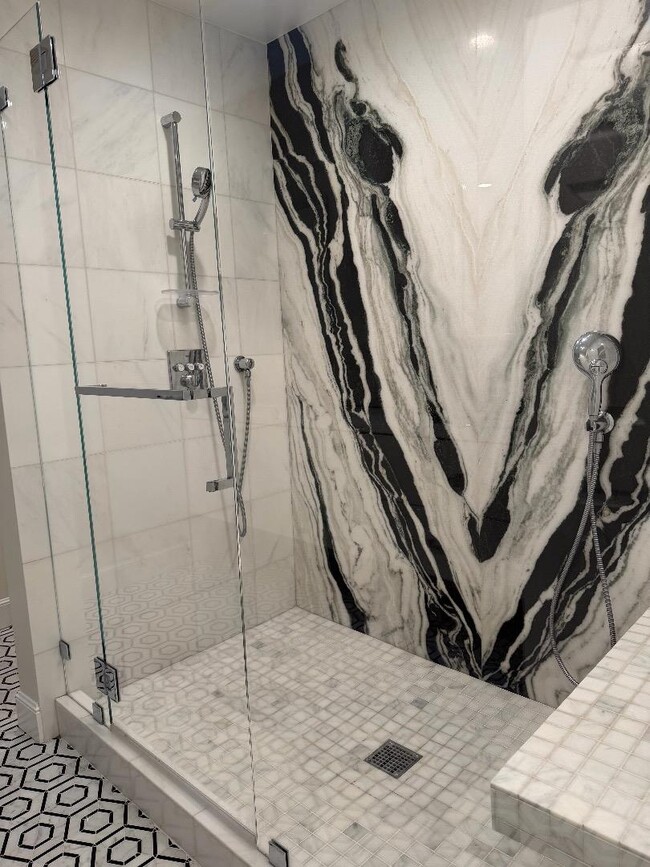 Photo - 1125 Royal Ln