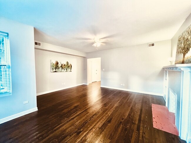 Photo - 4619 S Michigan Ave Unit 1S