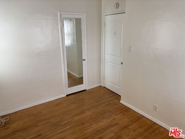 Photo - 840 Rose Ave