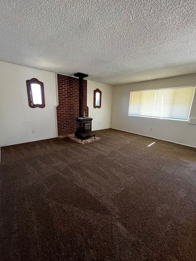 Photo - 5800 Midas St House