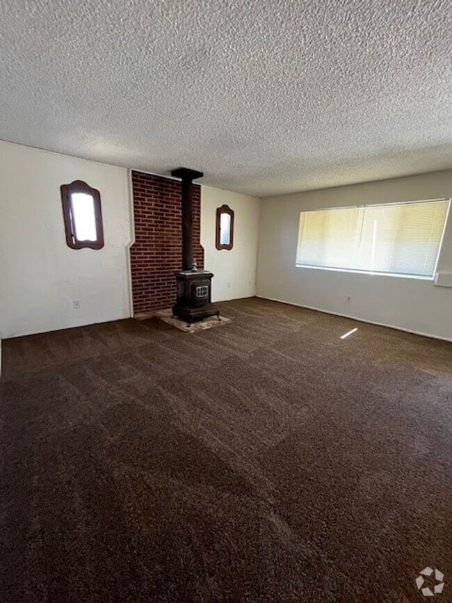 Building Photo - 5800 Midas St Rental