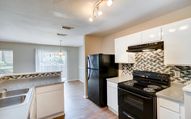 Photo - 7058 W Gulf Bank Rd