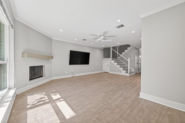 Photo - 1805 Witte Rd Unidad 3