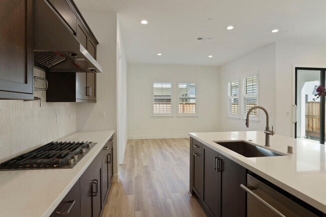 Photo - 1839 Snowflower Pl