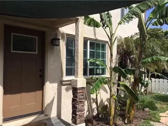 Photo - 3680 Voltaire St Unidad 3680 Voltaire