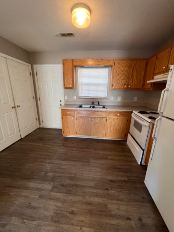 Photo - 317 Caswell St Unidad 2