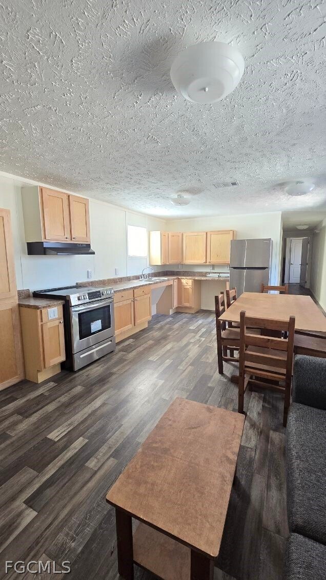 Photo - 4850 Pioneer 16th St