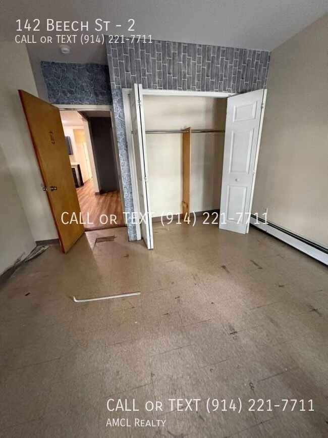 Photo - 142 Beech St Unit 2