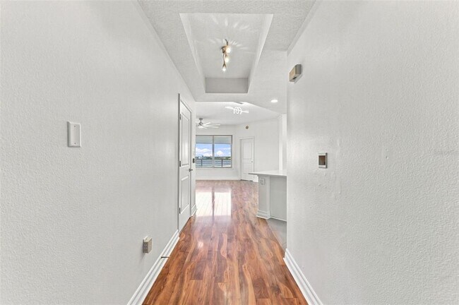 1209 E Cumberland Ave Unit 608