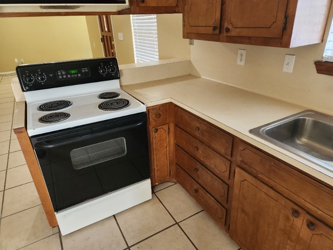 Photo - 212 County Rd 2163 W