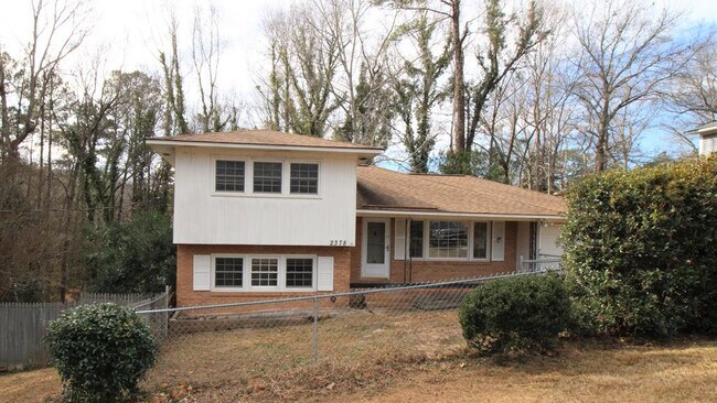 Building Photo - 2378 Valleybrook Rd