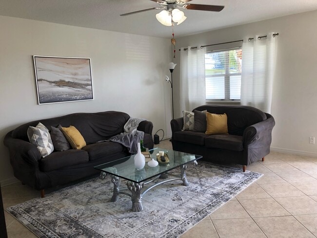 Photo - 148 Tuscany B Unit B