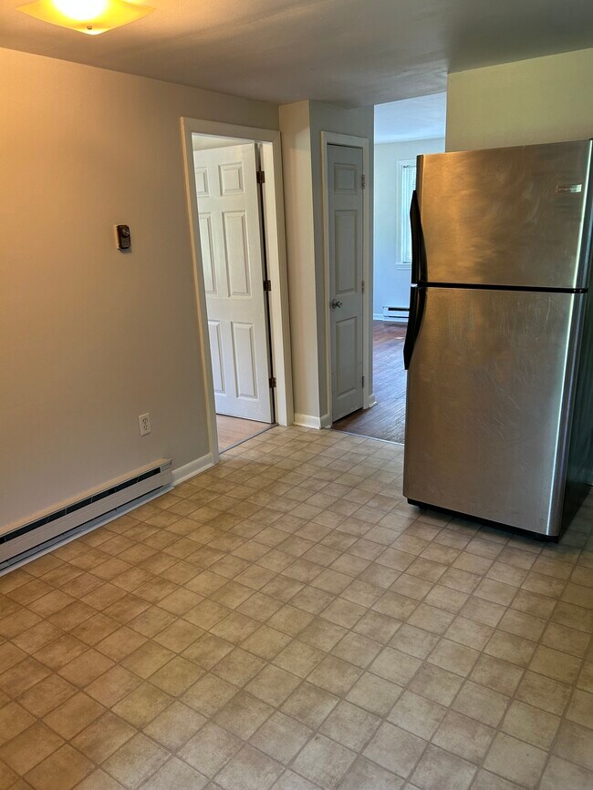 Photo - 538 High St Unit 1