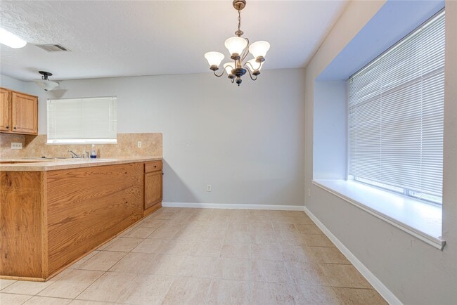 Photo - 3322 Larkwood Ln