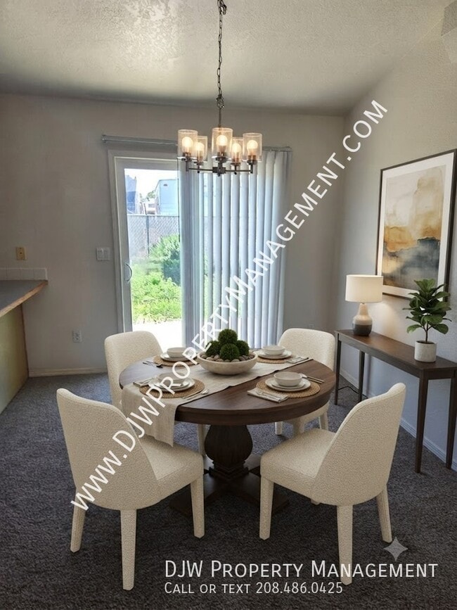 Photo - 674 N Tall Pine Pl