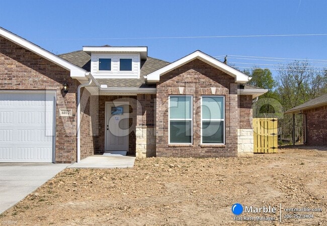 3 br, 2 bath House - 6012 NW Grant St - 3 br, 2 bath House - 6012 NW Grant St