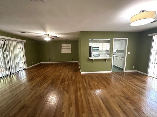 Photo - 3801 Forest Glen Dr
