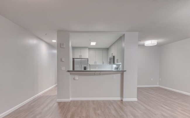 Photo - 650 Chestnut St