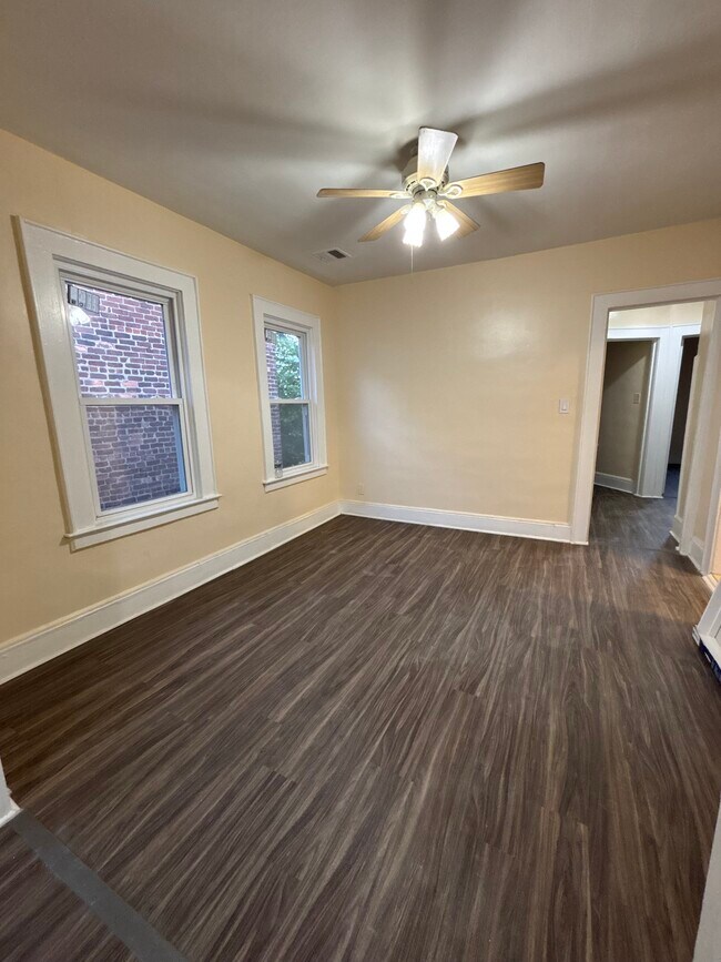 Dining room - 479 Centre St Unit 2