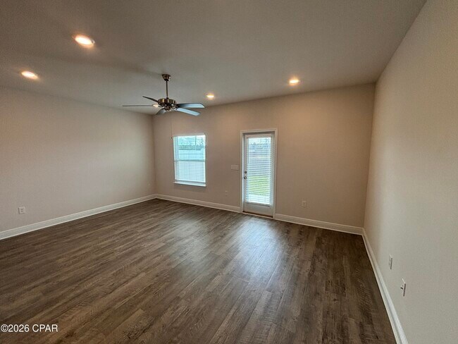 Photo - 1607 Caleigh Ct