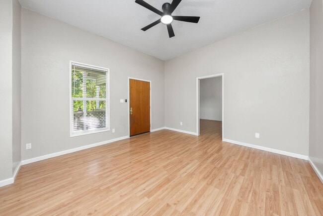 Photo - Charming 2-bedroom, 1-bathroom in Roseville