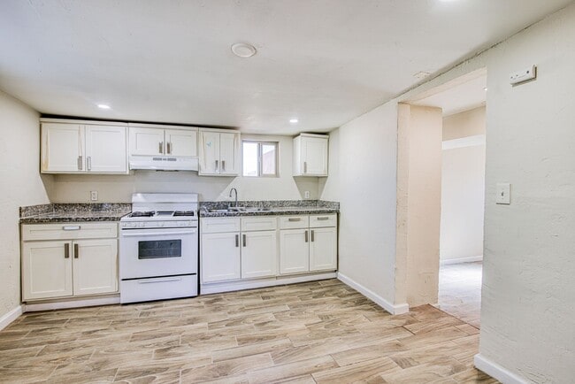 Photo - Great Location