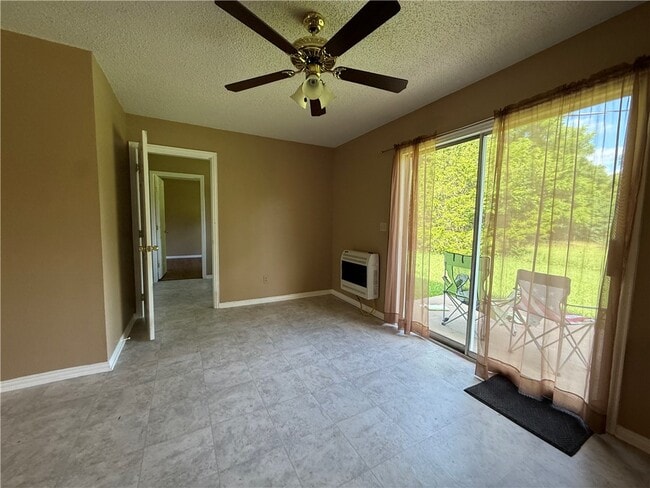 Photo - 2446 Ridgeway Loop