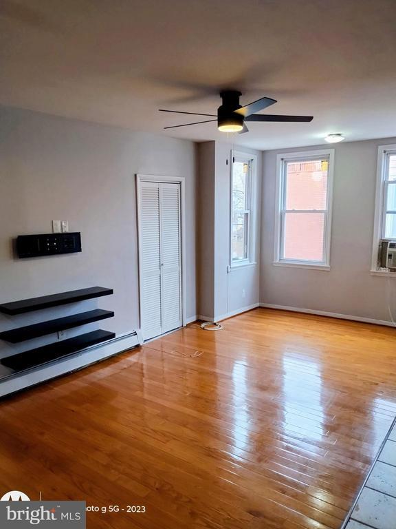 Photo - 919 S 25th St