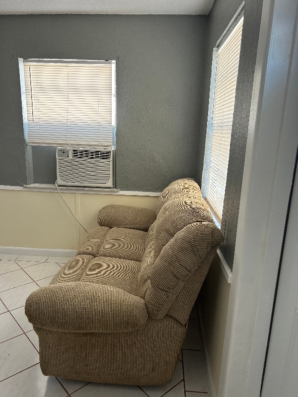 Photo - 9751 FL-78