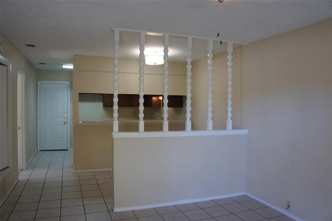 Photo - 2500 Parker Dr