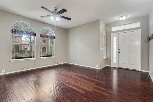 Photo - 516 Legends Dr