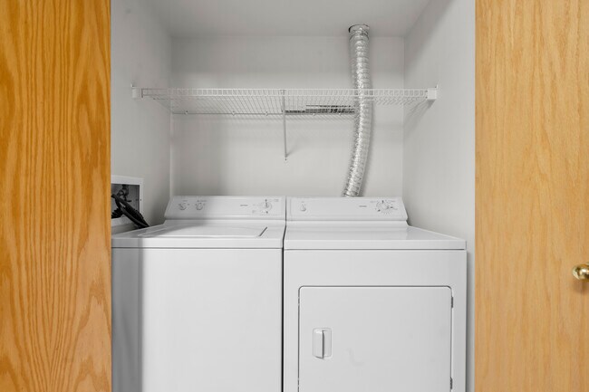 Photo - 2270 Holiday Rd