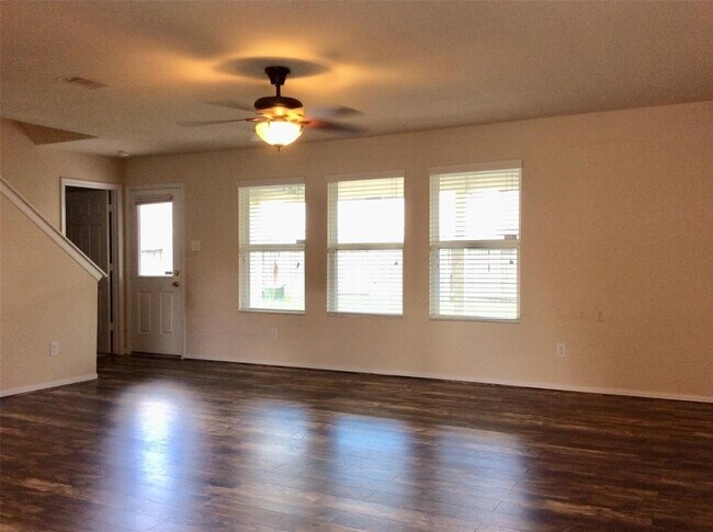 Photo - 5031 Ivy Fair Way
