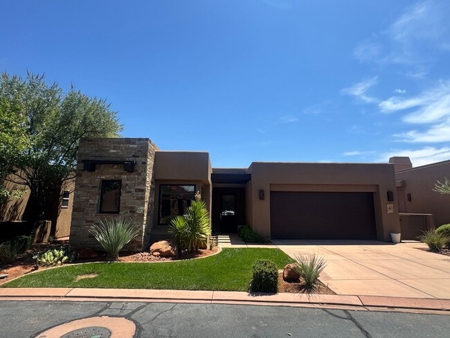 Building Photo - Furnished Entrada Home