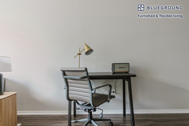 Photo - 200 E Illinois St Unit FL16-ID1131