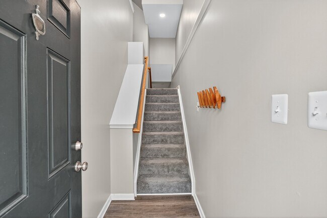 Photo - 7047 Water Oak Rd