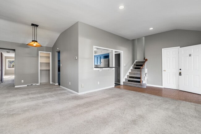 Photo - 509 Frank Ln