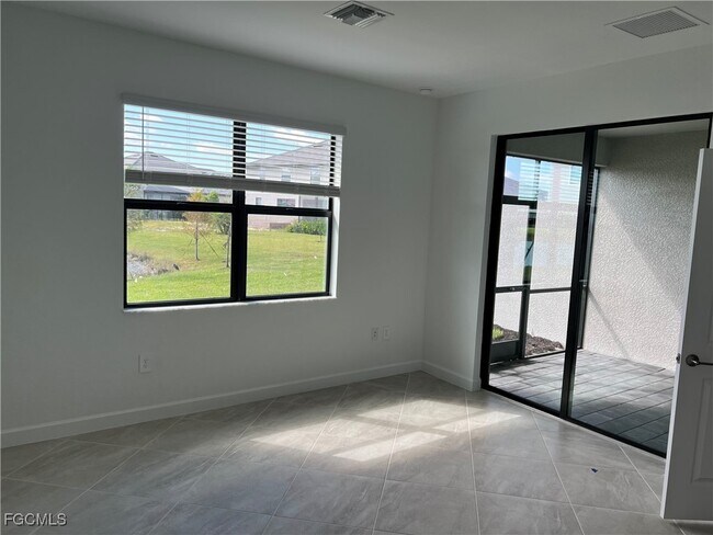 Building Photo - 14003 Pine Lodge Ln