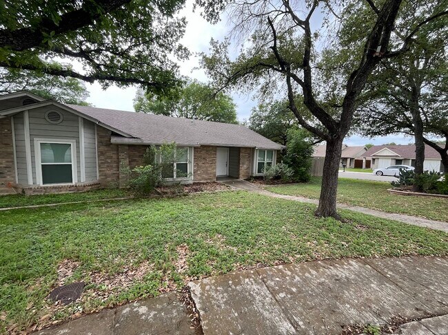 Photo - 4314 Moss Cave