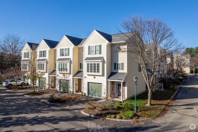 Photo - Groveland Commons