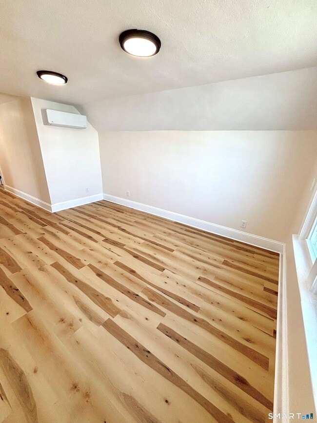 Photo - 58 Maplewood Ave