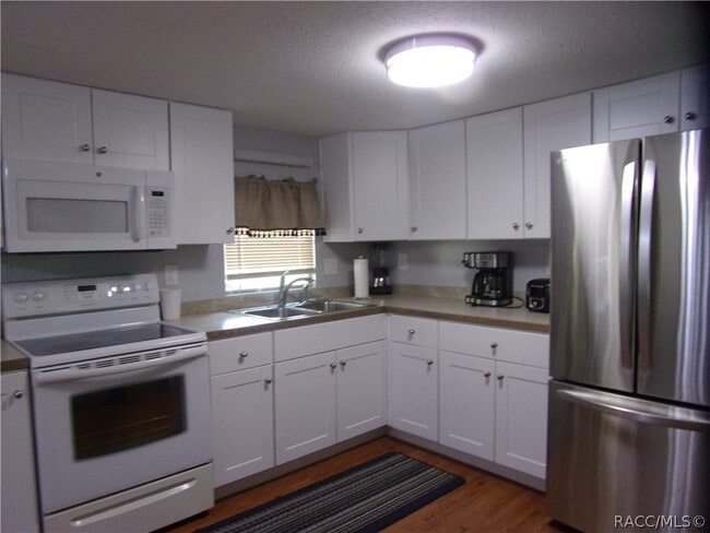 Building Photo - 8856 W Arber Ct