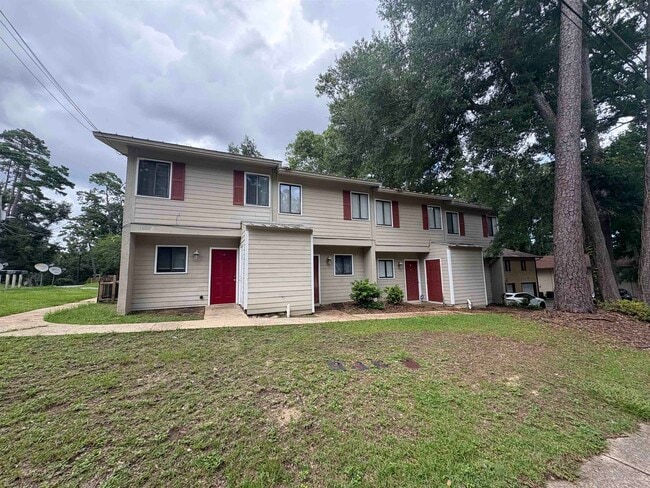 Photo - 1007 Sutor Rd House